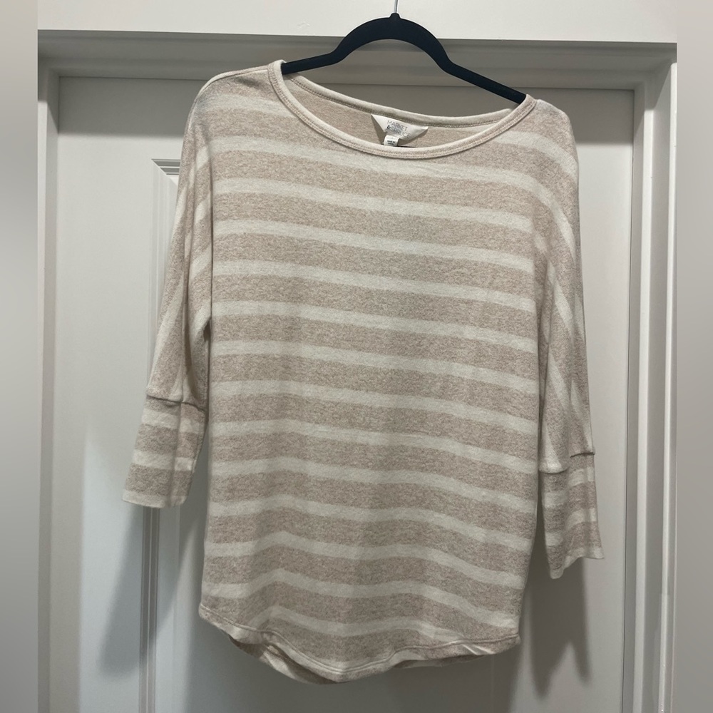 Market & Spruce Small 3/4 length sleeve